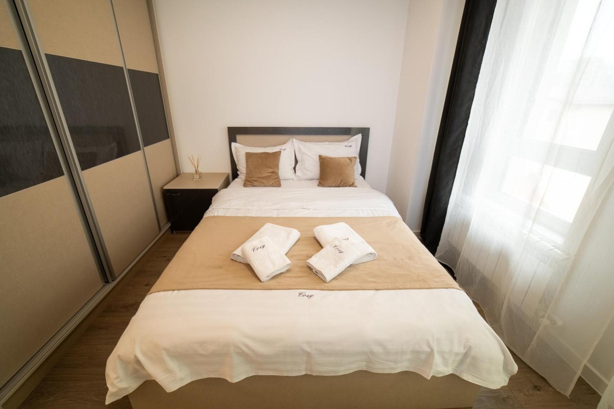 Palace Of Culture Dream Apartments And Studios Iasi Buitenkant foto